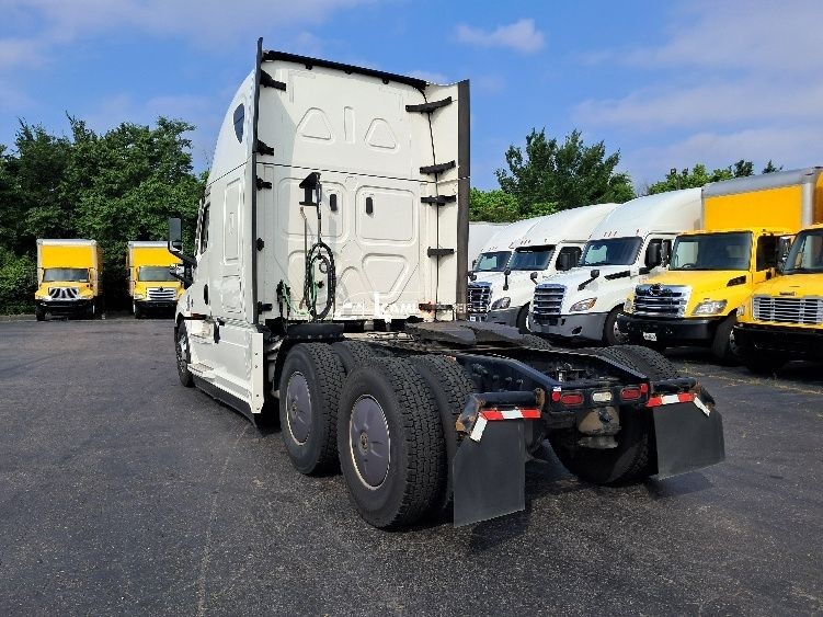 Truck Thumbnail 5