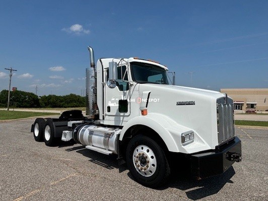 Truck Thumbnail 3