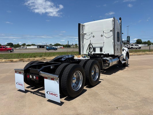 Truck Thumbnail 2