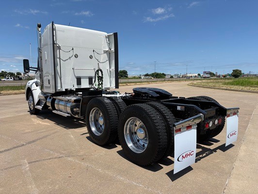 Truck Thumbnail 4