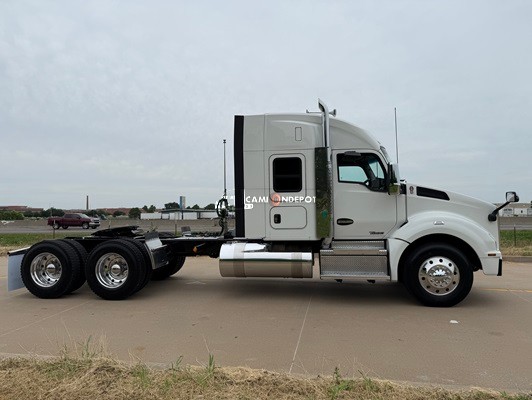 Truck Thumbnail 2