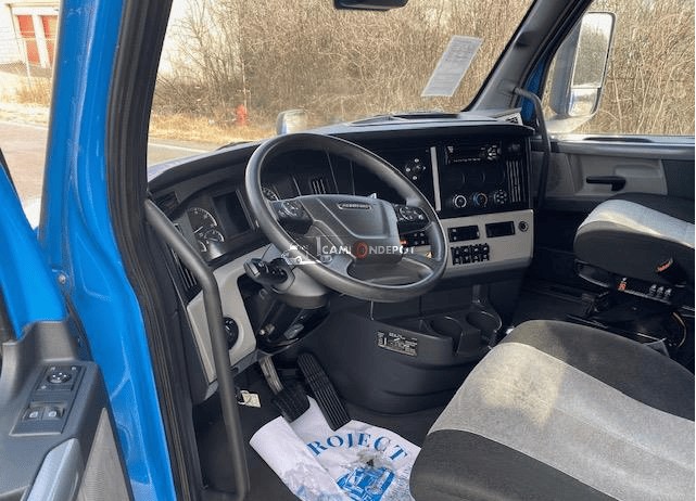 Truck Thumbnail 4