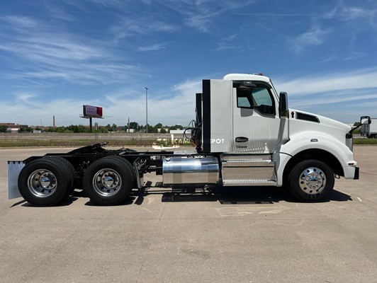Truck Thumbnail 2
