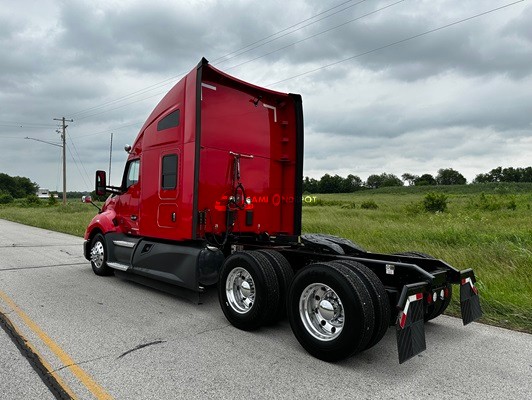 Truck Thumbnail 2