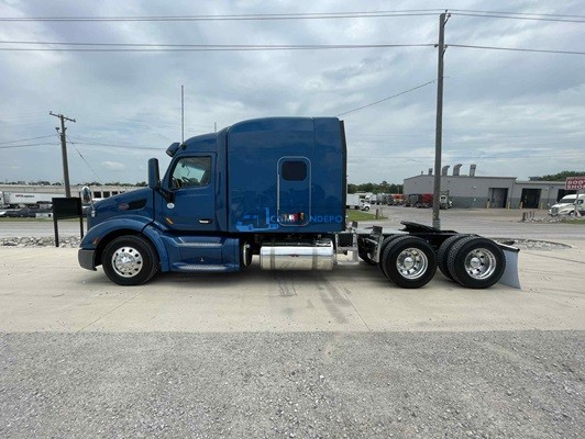 Truck Thumbnail 4