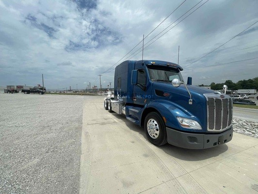 Truck Thumbnail 3