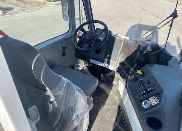 Truck Thumbnail 5