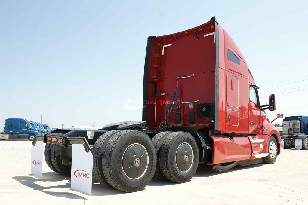 Truck Thumbnail 4