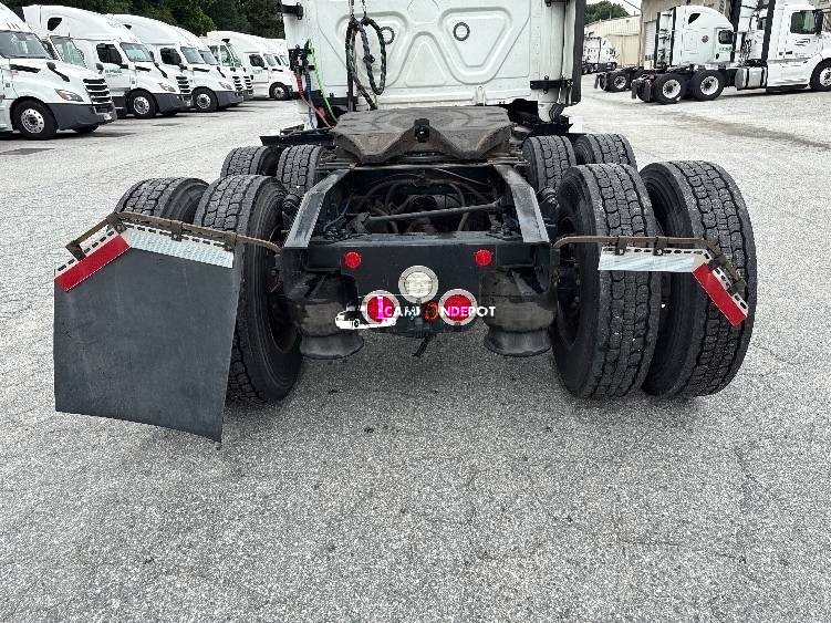 Truck Thumbnail 4