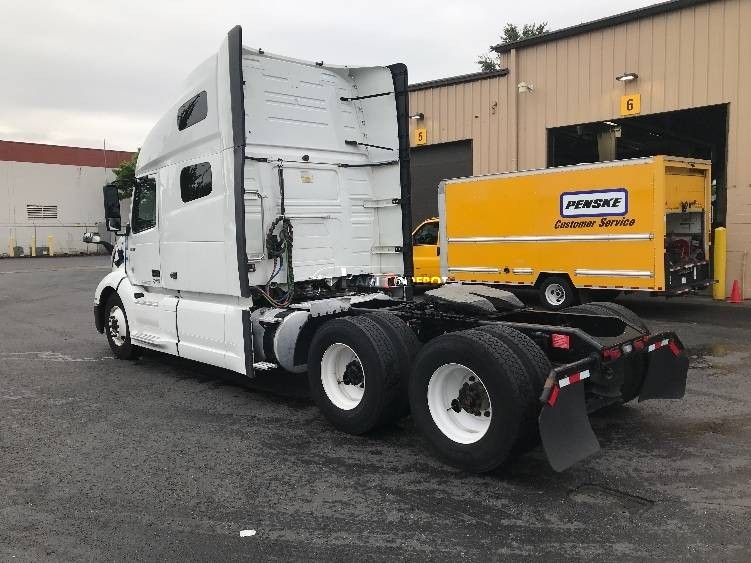 Truck Thumbnail 5