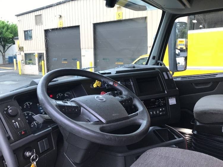 Truck Thumbnail 7