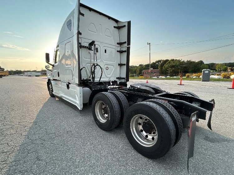 Truck Thumbnail 5