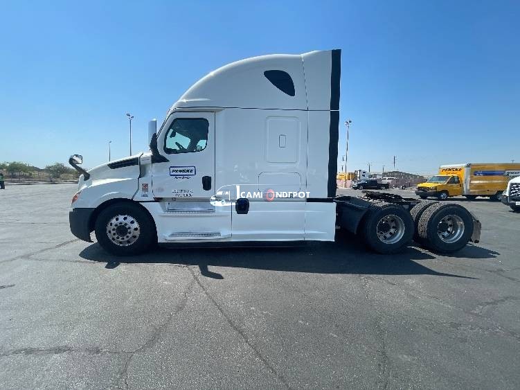 Truck Thumbnail 4