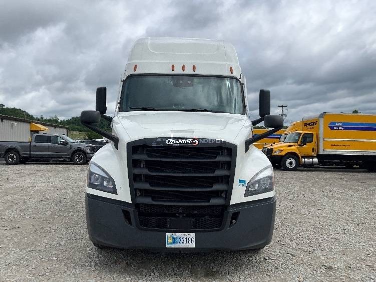 Truck Thumbnail 2