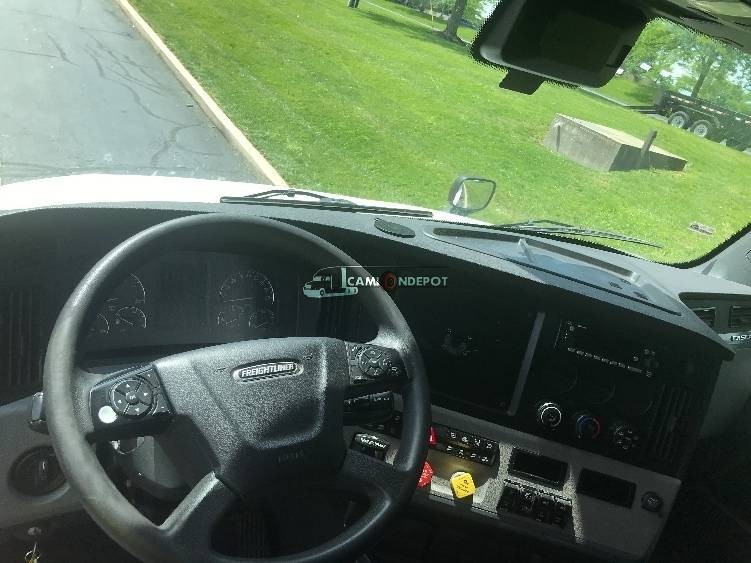 Truck Thumbnail 6
