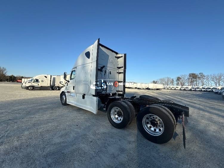 Truck Thumbnail 5