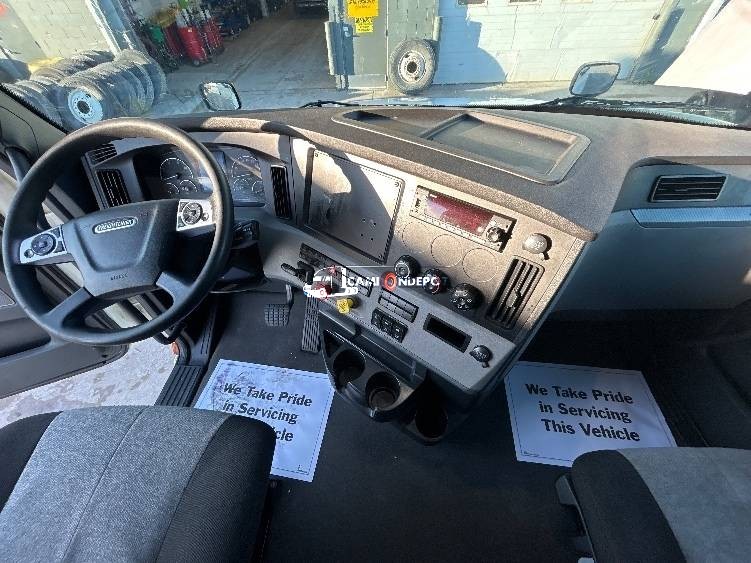 Truck Thumbnail 7