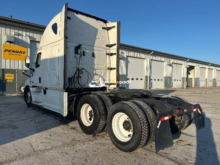 Truck Thumbnail 4