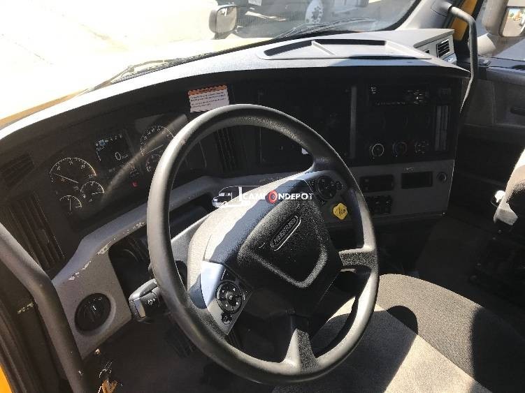Truck Thumbnail 7
