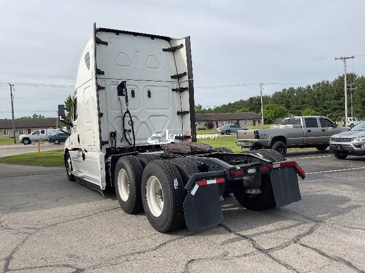 Truck Thumbnail 5