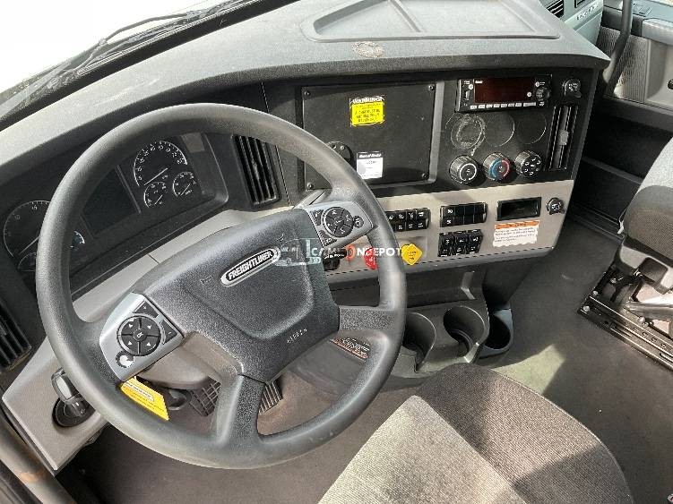 Truck Thumbnail 7