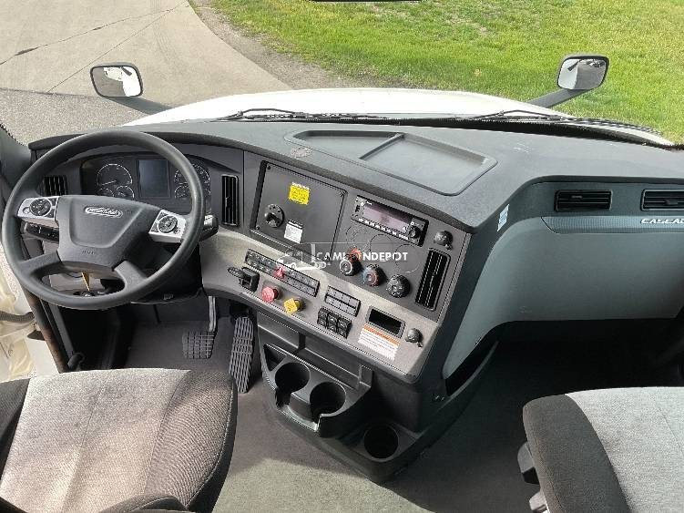 Truck Thumbnail 8