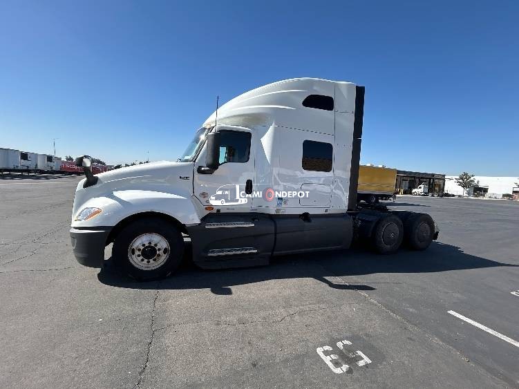Truck Thumbnail 4