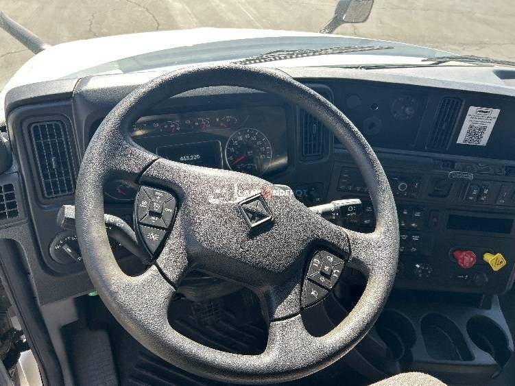 Truck Thumbnail 7