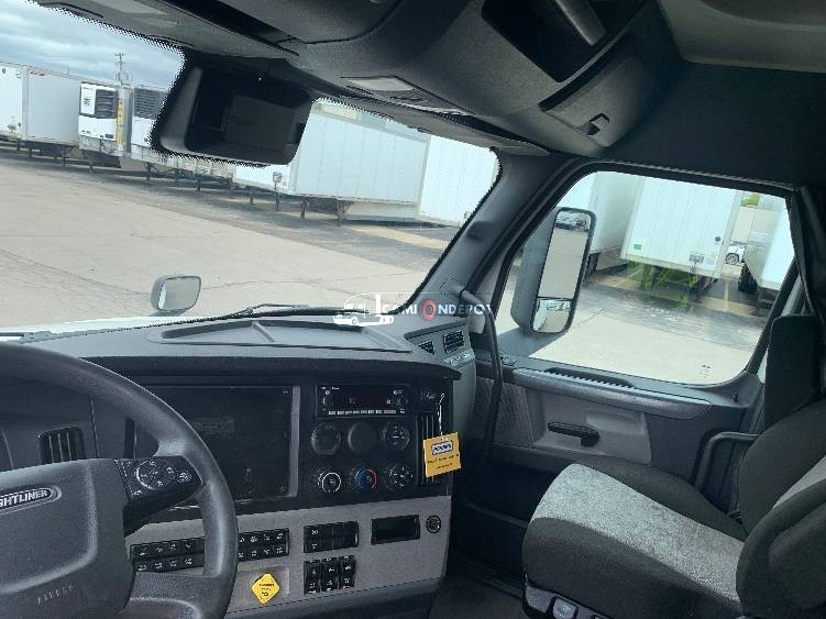 Truck Thumbnail 5
