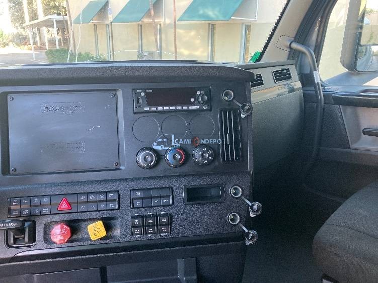 Truck Thumbnail 8