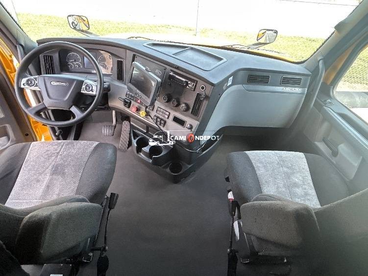 Truck Thumbnail 5