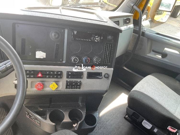 Truck Thumbnail 6