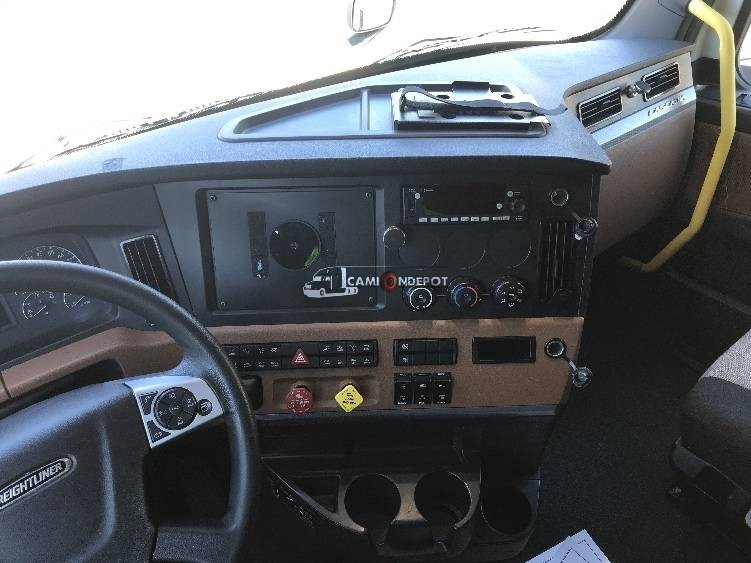Truck Thumbnail 7