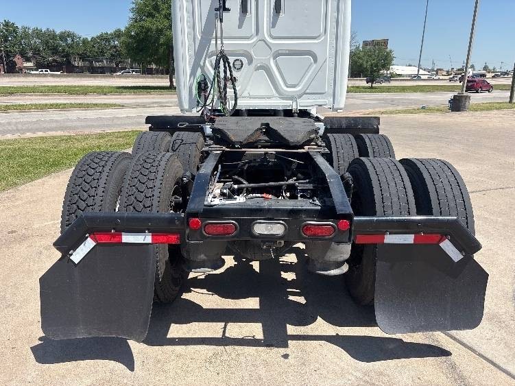 Truck Thumbnail 4