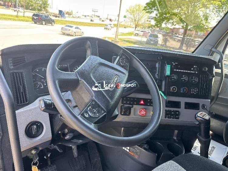 Truck Thumbnail 5