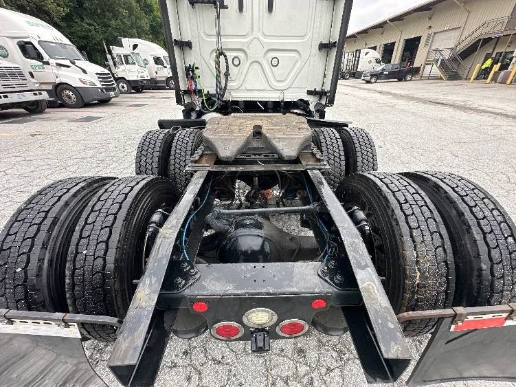 Truck Thumbnail 6