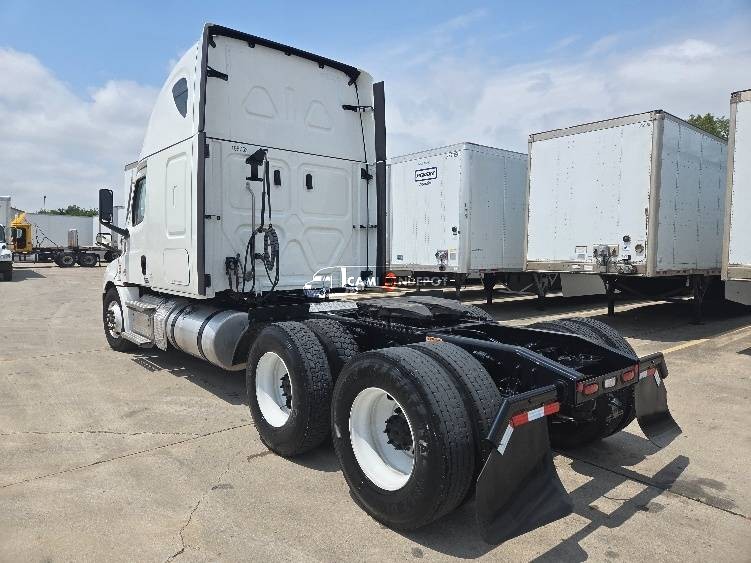 Truck Thumbnail 4