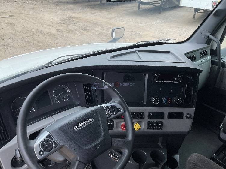 Truck Thumbnail 7