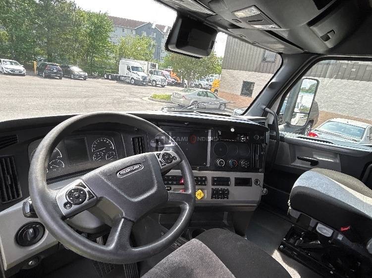 Truck Thumbnail 6