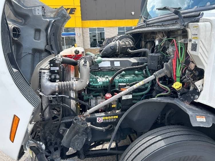 Truck Thumbnail 13