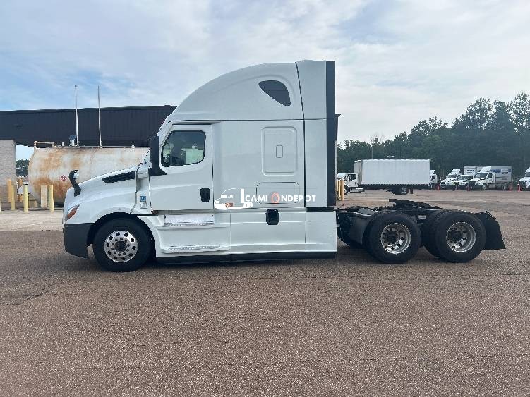Truck Thumbnail 3
