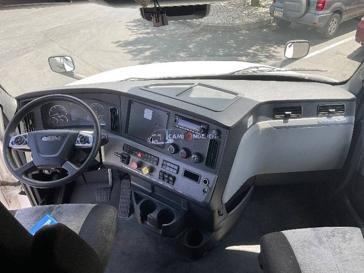Truck Thumbnail 7