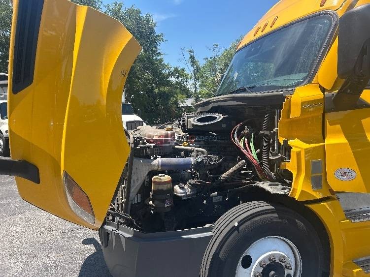 Truck Thumbnail 12