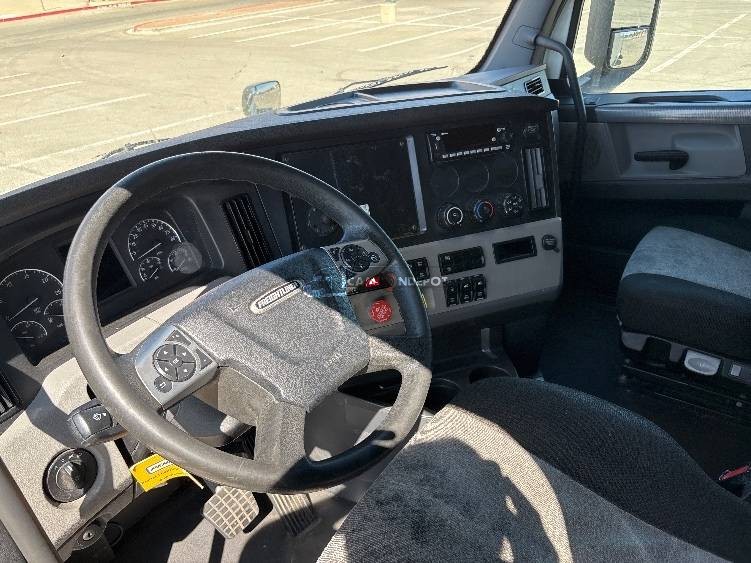 Truck Thumbnail 6
