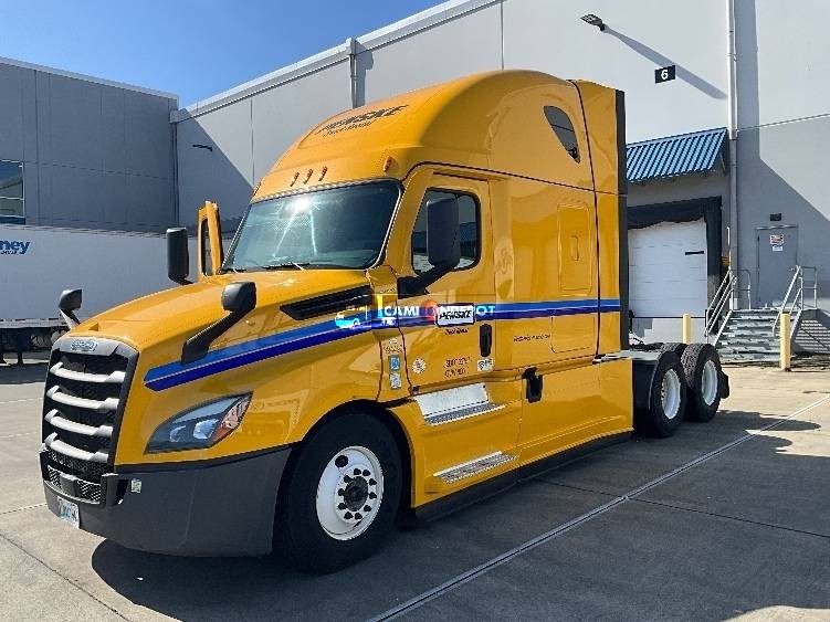 Truck Thumbnail 3