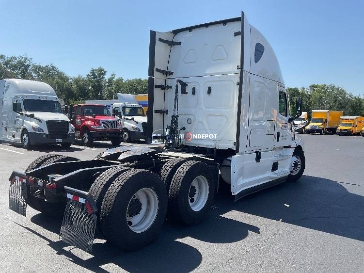Truck Thumbnail 5