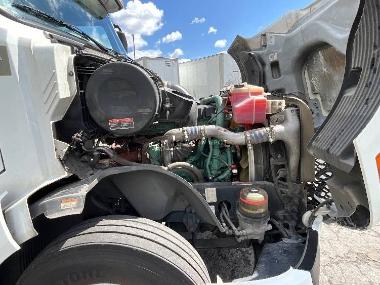 Truck Thumbnail 10