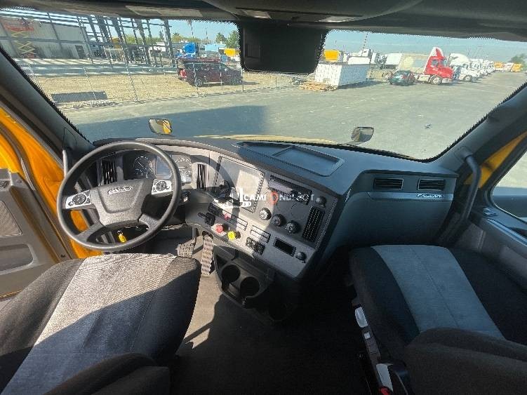 Truck Thumbnail 6