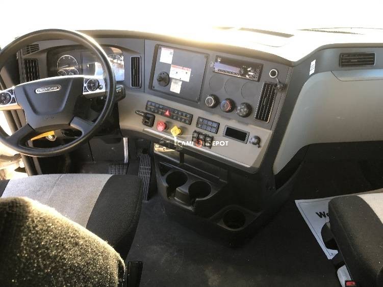 Truck Thumbnail 8