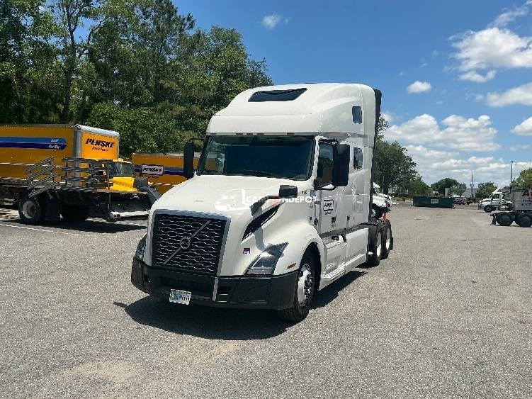 Truck Thumbnail 2